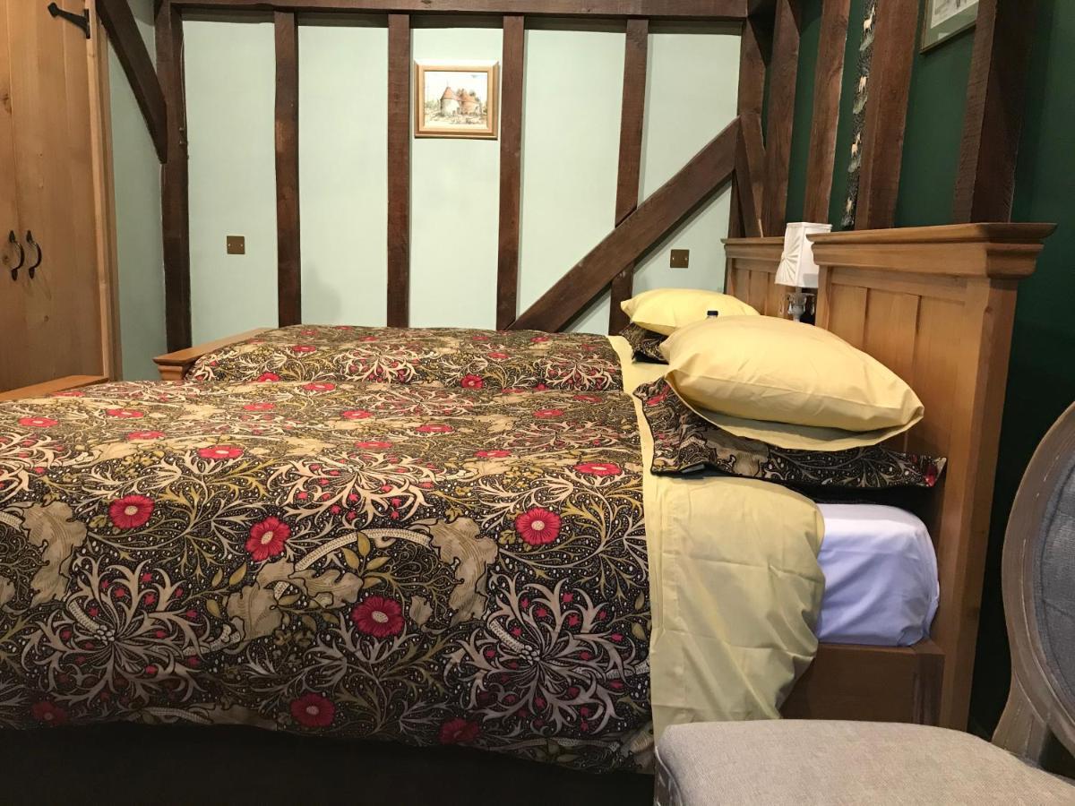The Chequers Inn Smarden エクステリア 写真